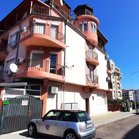 شقة La Piccola Porta, Равда, България المظهر الخارجي الصورة